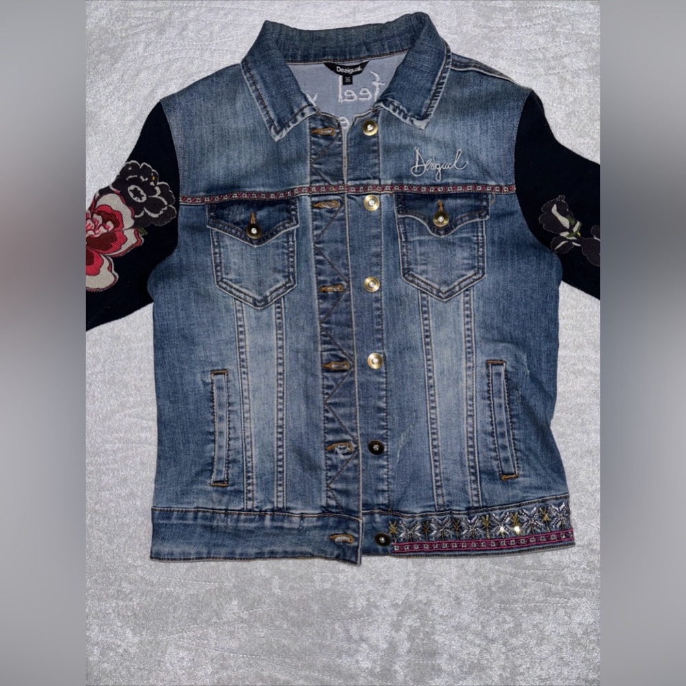 Desigual denim jacket-RARE FIND - Picture 2 of 8